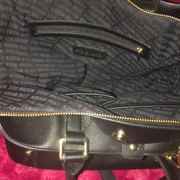 Purse - Picture 2 of 4